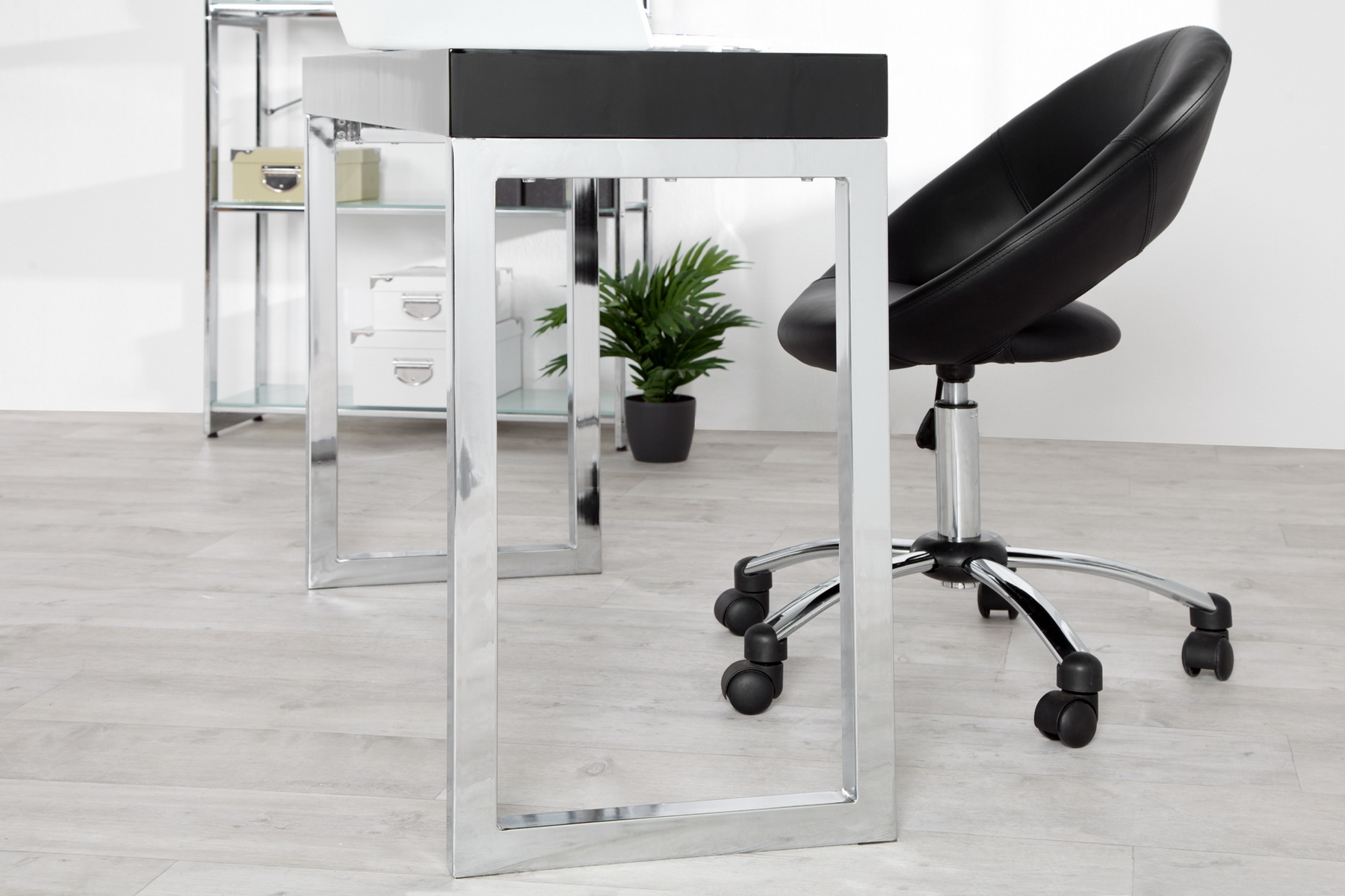 PC/Toaletný - stolík 22093 120cm Čierny vysoký lesk PC/Toaletný - stolík 22093 120cm Čierny vysoký lesk