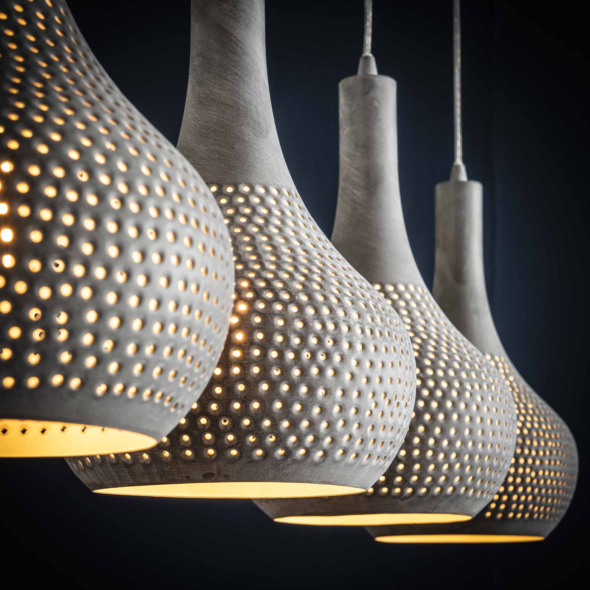 Luster 81-41 4 x Ø28cm industry concrete cone Luster 81-41 4 x Ø28cm industry concrete cone