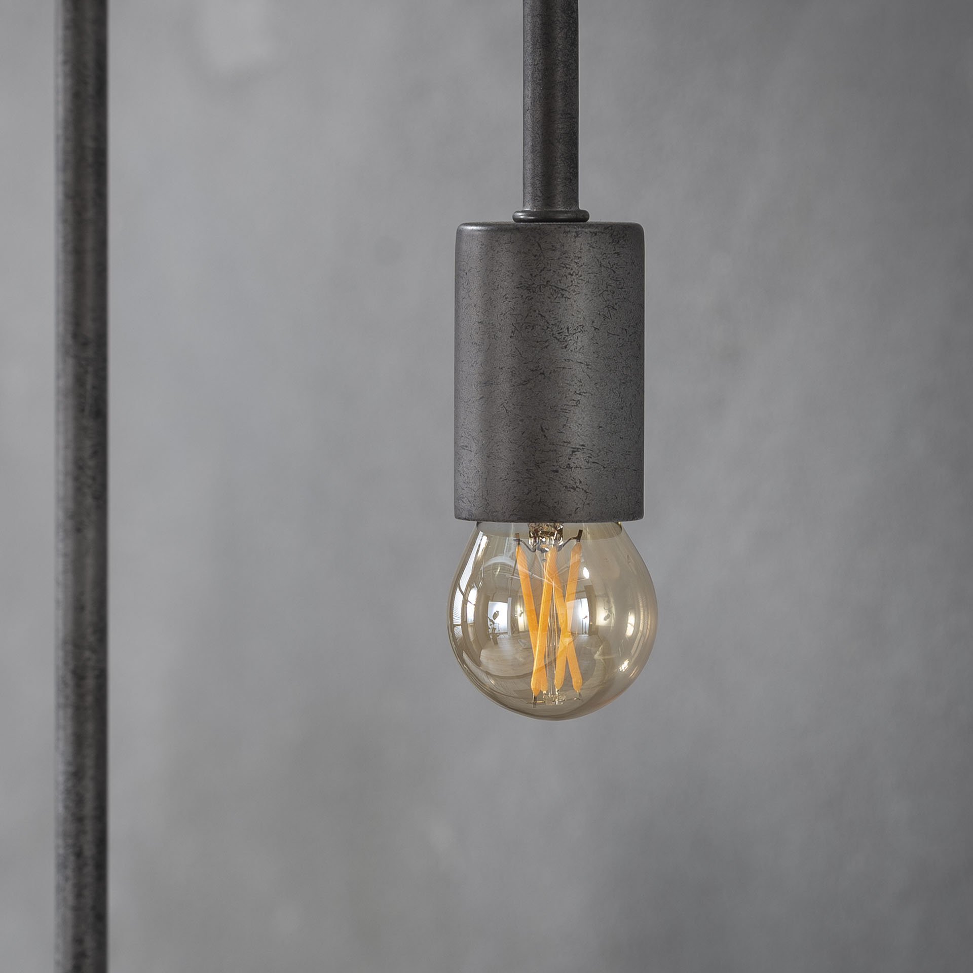 Filament LED žiarovka 84-63 Ø4,5cm Amber glass Filament LED žiarovka 84-63 Ø4,5cm Amber glass